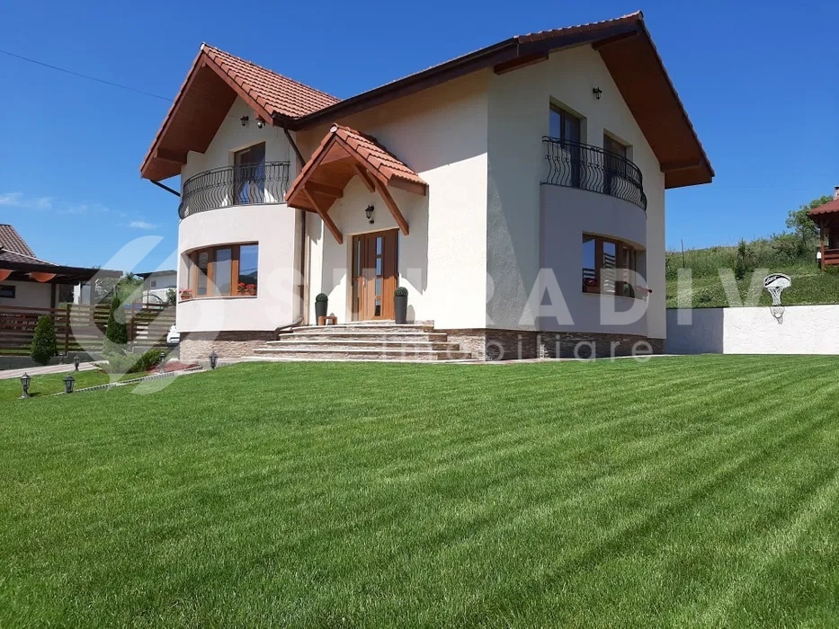Casa de vanzare, cu 4 camere, in zona Chinteni, Cluj Napoca S13421