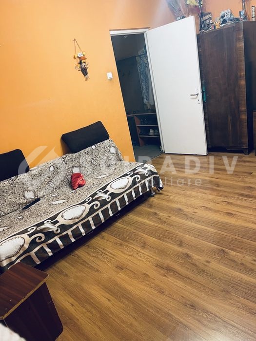 Apartament decomandat de vanzare, cu 4 camere, in zona Manastur, Cluj Napoca S12290